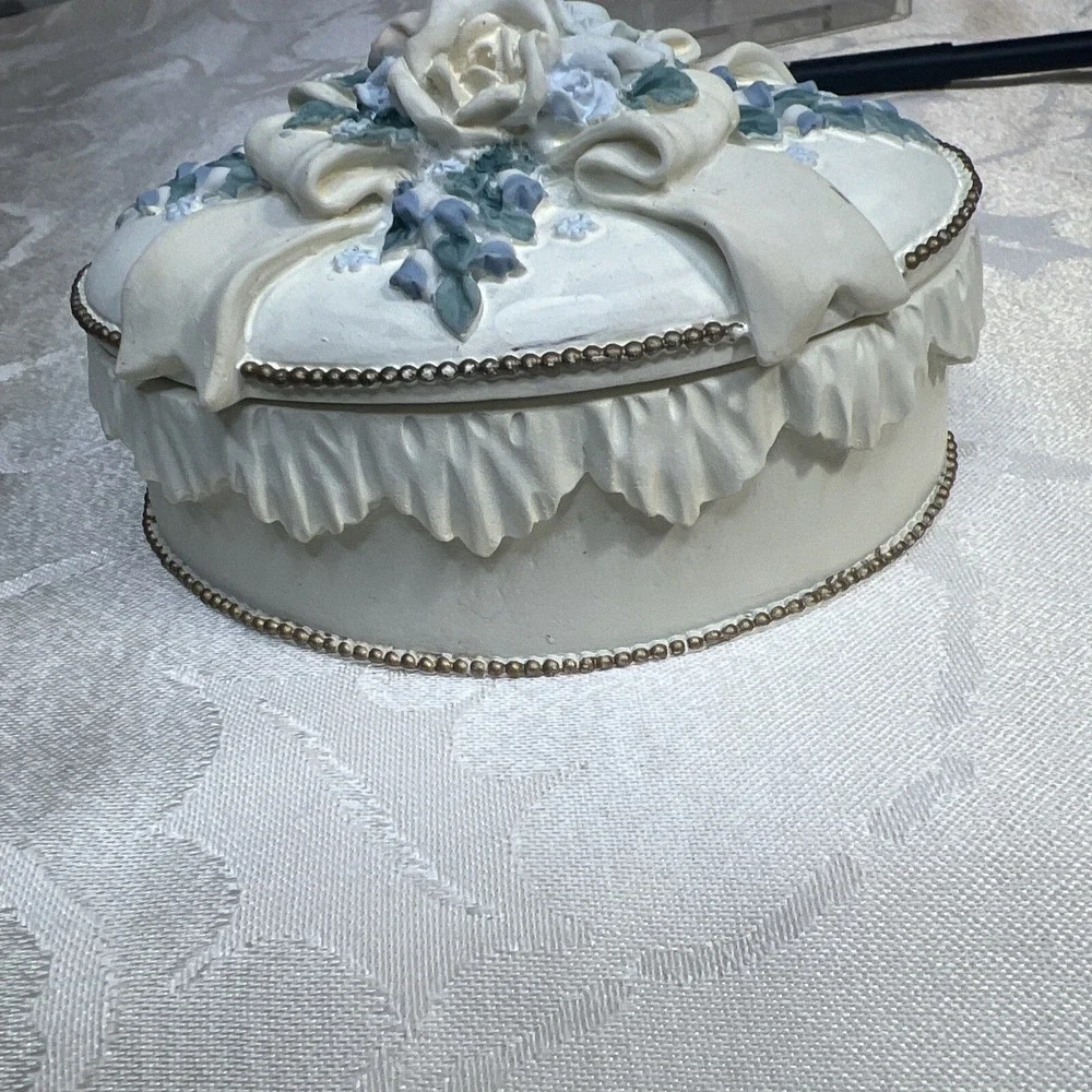 San Francisco Music Box Shabby Rose and Ribbons Tune Fur Elise Beethoven tblbs2